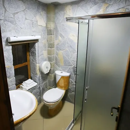 Heraklis Hotel