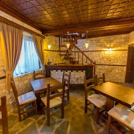 Heraklis 3* Berat