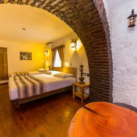 Heraklis Hotel 3*